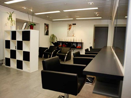 Cut-it Friseursalon, Bad Bergzabern Damen-, Herren-, Kinderfriseur Hochsteckfrisuren Farbbehandlungen Make-up